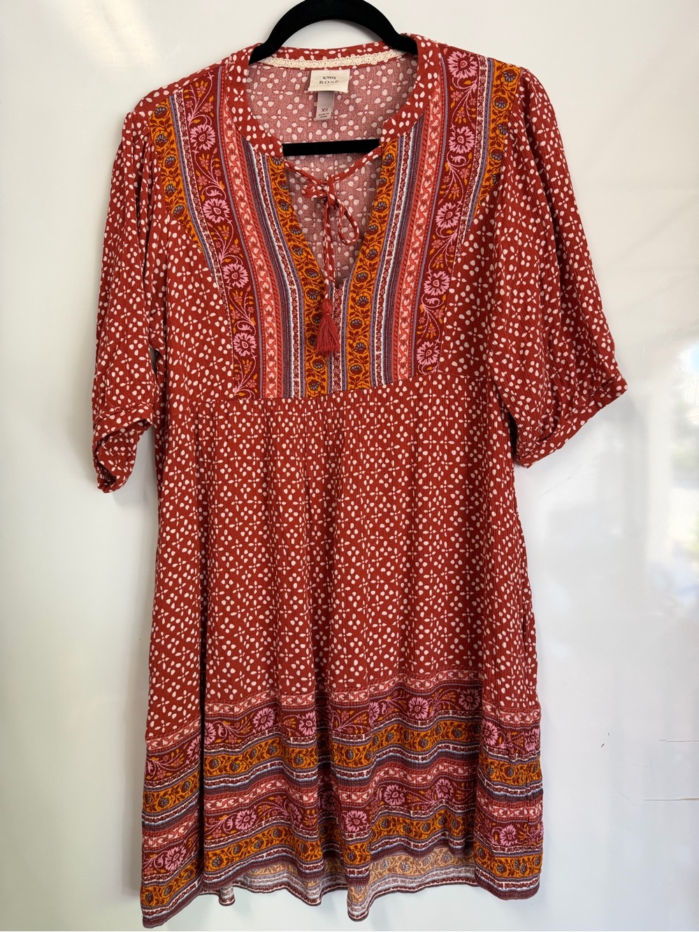 Knox Rose Rust and White Dot Lace-Trim Blouse